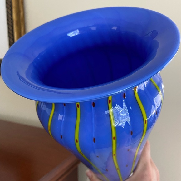 Gorgeous Cased Blue Vase w/ Yellow Pin Stripes Red Hand Blown Pontil Art Glass - Picture 6 of 12